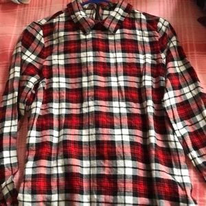 Super cute lightweight flannel :)